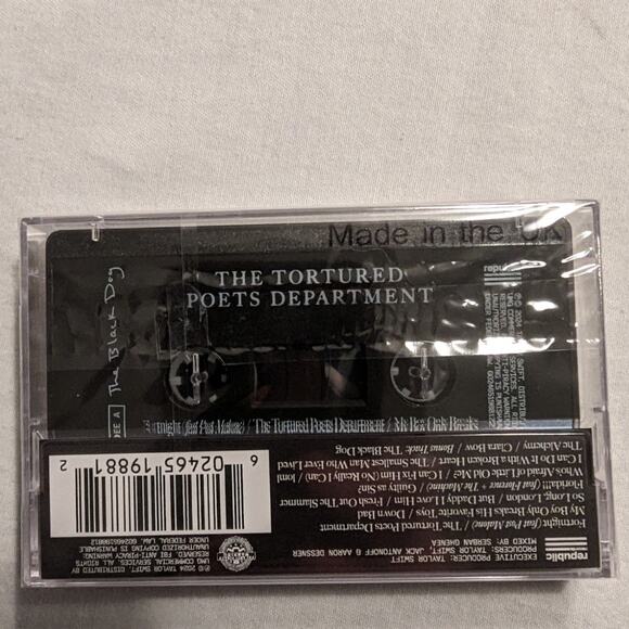 Taylor Swift The Tortured Poets Department Cassette Sealed TTPD The Black Dog - Picture 6 of 8